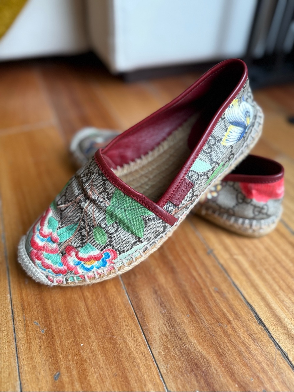 GUCCI Espadrille Flat Slip-Ons in Multicolor Floral Print